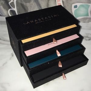 sold NEW ABH HAUL OF FAME 4 PALETTE DRAWERs